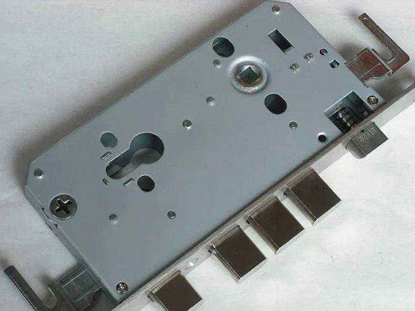 东源24小时上门开锁公司