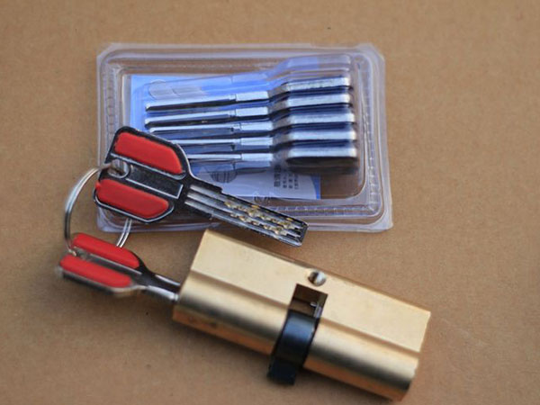 东源24小时上门开锁公司